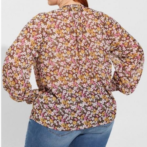 NWT‎ TORRID Women's Plus Size Crinkle Chiffon
Smocked Blouson Sleeve Blouse 4X - Picture 3 of 9